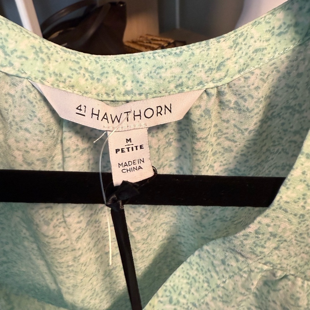 41 Hawthorn Mint Sleeveless Top size Medium Petite. NWT - Picture 4 of 5